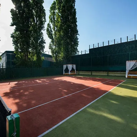 Hotel Hotel Therma Dunajská Streda 4*